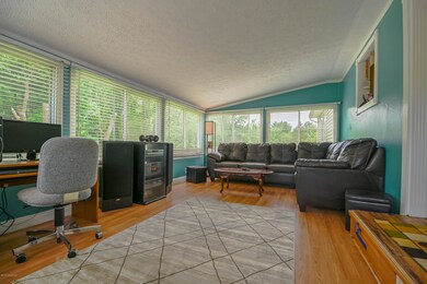 9910 Janet Lee Ct_08