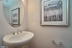 13378 Arrowbrook Centre Dr unit 57, Herndon, VA 20171 - photo 6