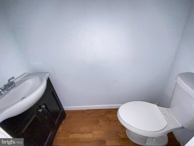 922 N Caroline St, Baltimore, MD 21205 - photo 6