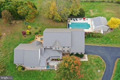 1094 Whitings Neck Rd, Martinsburg, WV 25404 - photo 2