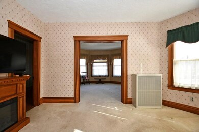 56 Seymour St, Worcester, MA 01610 - photo 5