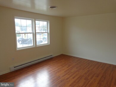 3455 Gregway Dr, Chambersburg, PA 17202 - photo 3