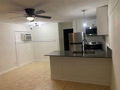Kitchen /Breakfast