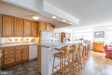 Radnor House unit 108, Bryn Mawr, PA 19010 - photo 6