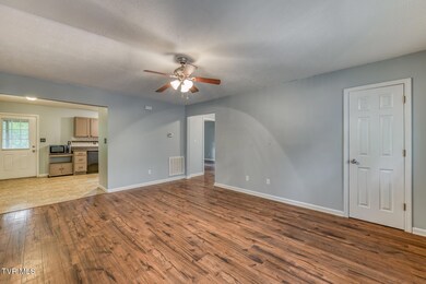 4320 Comet Ln-7