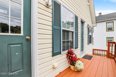 14 Hollow Wood Ln unit A, Greenwich, CT 06831 - photo 2