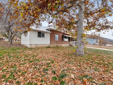 106 N Mountain Rd, Kaysville, UT 84037 - photo 6