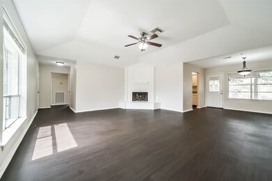 7206 Gallant Glen Ln, Houston, TX 77095 - photo 5