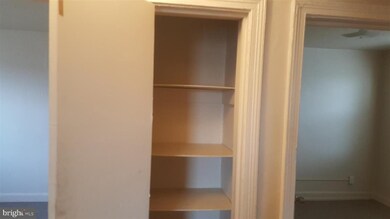 479 Pfeiffer St unit B, Camden, NJ 08105 - photo 3