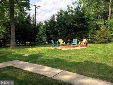 8811 Littlewood Rd, Parkville, MD 21234 - photo 3