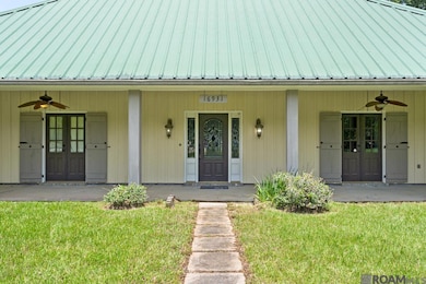 Front Porch with real working shutters!