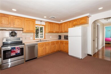 20 Greenfield Rd, Cumberland, RI 02864 - photo 5