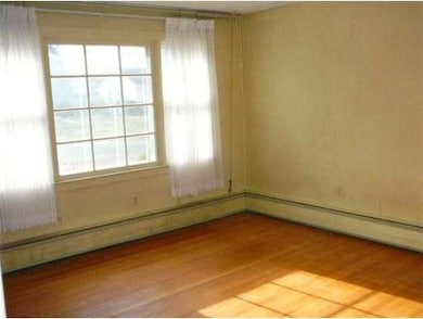 90 Harrow Rd, Springfield, MA 01118 - photo 5