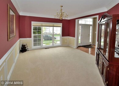 22253 Allspice Ct, Ashburn, VA 20148 - photo 3