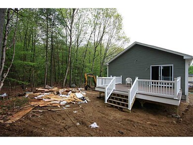 8 Vernon St, Greenville, RI 02828 - photo 5