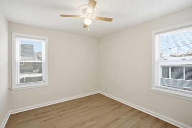 11056 S State Line Rd, Chicago, IL 60617 - photo 6