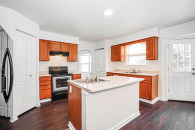 7-photo-Kitchen-b858bc50-4538-4723-acb1-