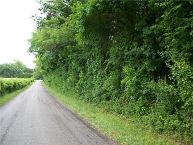 1077 Milltown Rd, Lewisburg, TN 37091 - photo 2