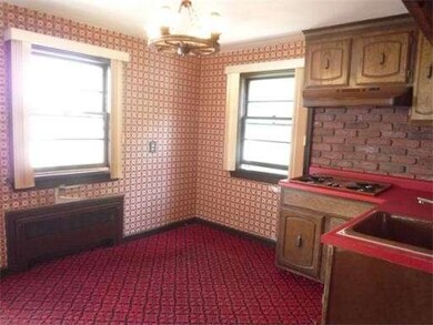 12 Byrd Ave, Roslindale, MA 02131 - photo 4