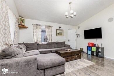 03-Living Room-DW-8818