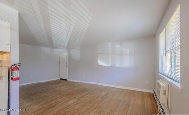 28 Manchester Ct unit C, Freehold, NJ 07728 - photo 5