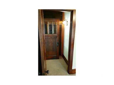 . This is a great front door