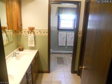 4788 Cadwallader Sonk Rd, Vienna, OH 44473 - photo 7