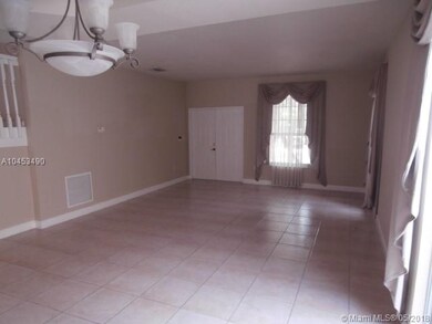 10775 NW 70th St, Doral, FL 33178 - photo 6