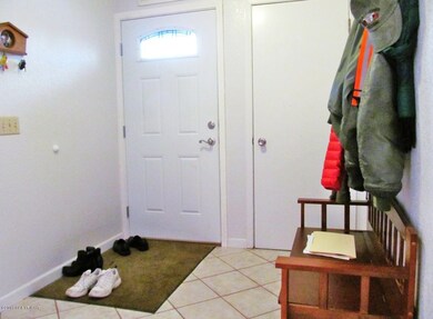 Roomy Entry Area......
