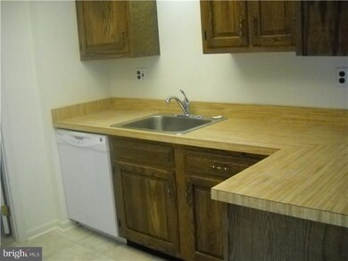 1115 Putnam Blvd unit 35, Wallingford, PA 19086 - photo 2