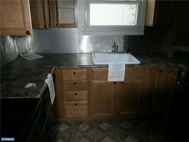 425 Cherokee Dr, Browns Mills, NJ 08015 - photo 5