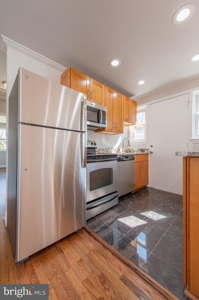 3510 Chadwick Ct, Temple Hills, MD 20748 - photo 4