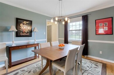 Dining room looking toward foyer