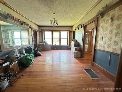 502 S Okmulgee Ave, Okmulgee, OK 74447 - photo 6