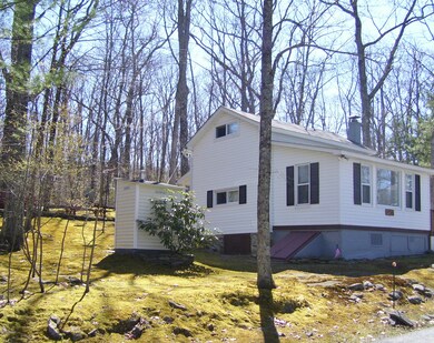 187 Old Route 402, Dingmans Ferry, PA 18328 - photo 4