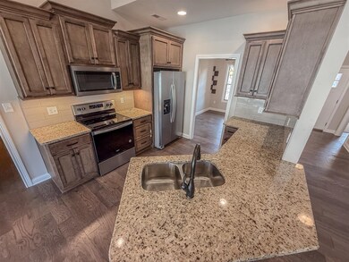 2859 Windsor Trace Ct, Bowling Green, KY 42104 - photo 6