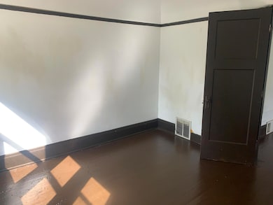 2236 N 16th St, Milwaukee, WI 53205 - photo 4