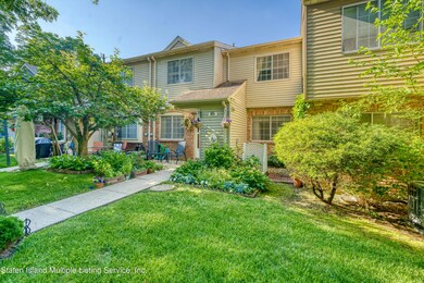 27 Franklin Ln unit D, Staten Island, NY 10306 - photo 2