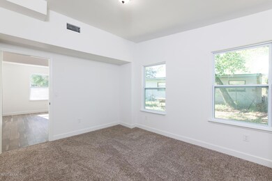 2808 Parr Ct W, Jacksonville, FL 32216 - photo 6