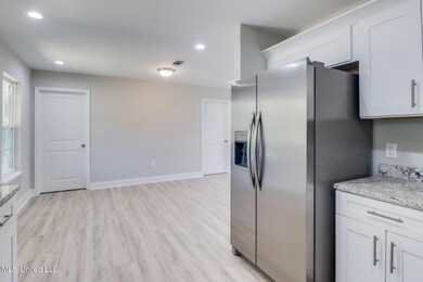 17202 Gardenia St, Kiln, MS 39556 - photo 7