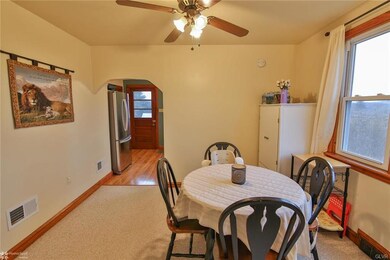 304 Diamond St, Slatington, PA 18080 - photo 7