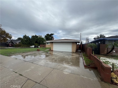 9256 Swinton Ave, North Hills, CA 91343 - photo 3