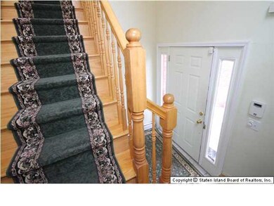 75 Melrose Ave, Staten Island, NY 10301 - photo 4