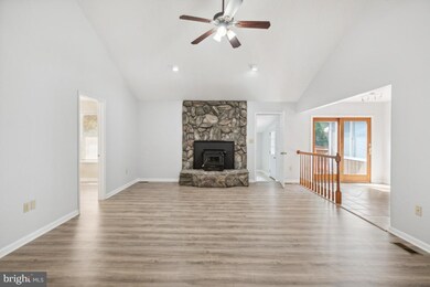 7 Pleasure Ct, Stafford, VA 22556 - photo 2