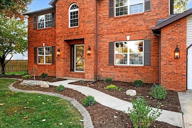 607 Shamrock Dr, O Fallon, IL 62269 - photo 2