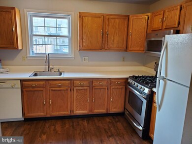 104 Mercer St, Gloucester City, NJ 08030 - photo 4