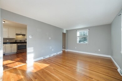 8 Rosa Cir unit 8, Billerica, MA 01821 - photo 6