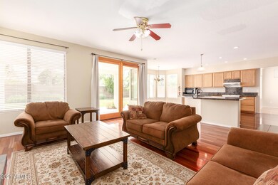 0007-07 Goldfinch 1773