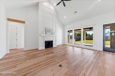 108AbercrombieWay-2-20
