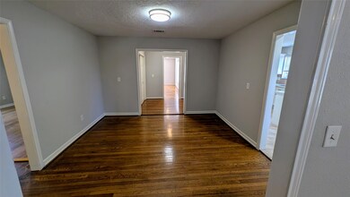 533 Hohldale St, Houston, TX 77091 - photo 3